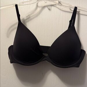 SKIMS Elegant Black Bra